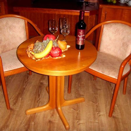 Hotel Nadikvari Τυφλίδα Εξωτερικό φωτογραφία