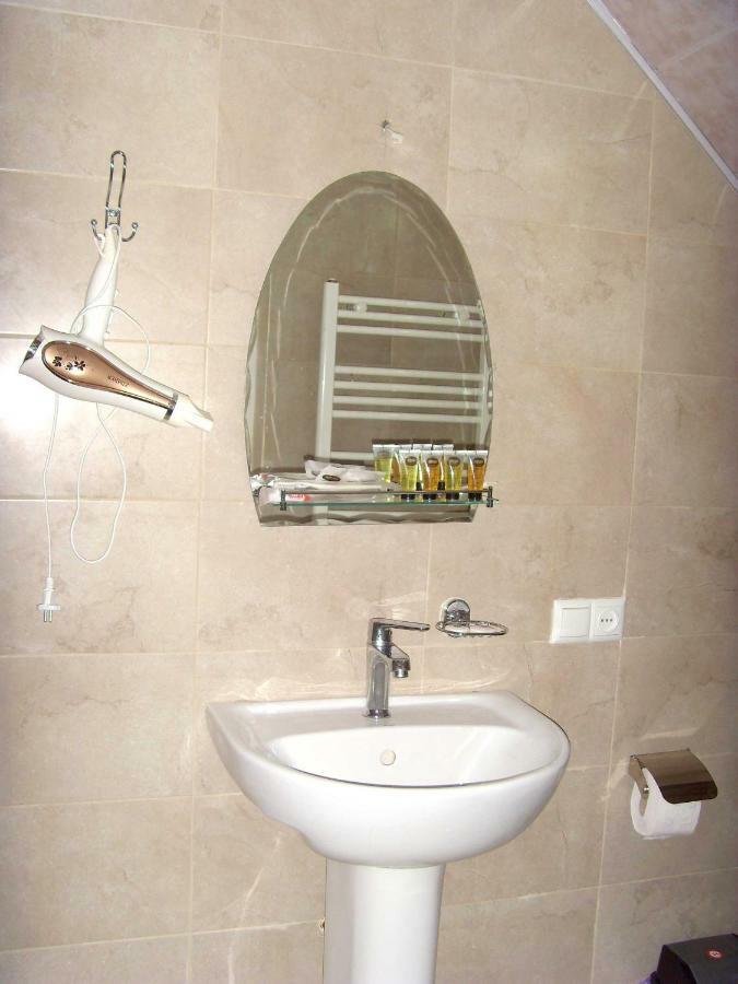 Hotel Nadikvari Τυφλίδα Εξωτερικό φωτογραφία
